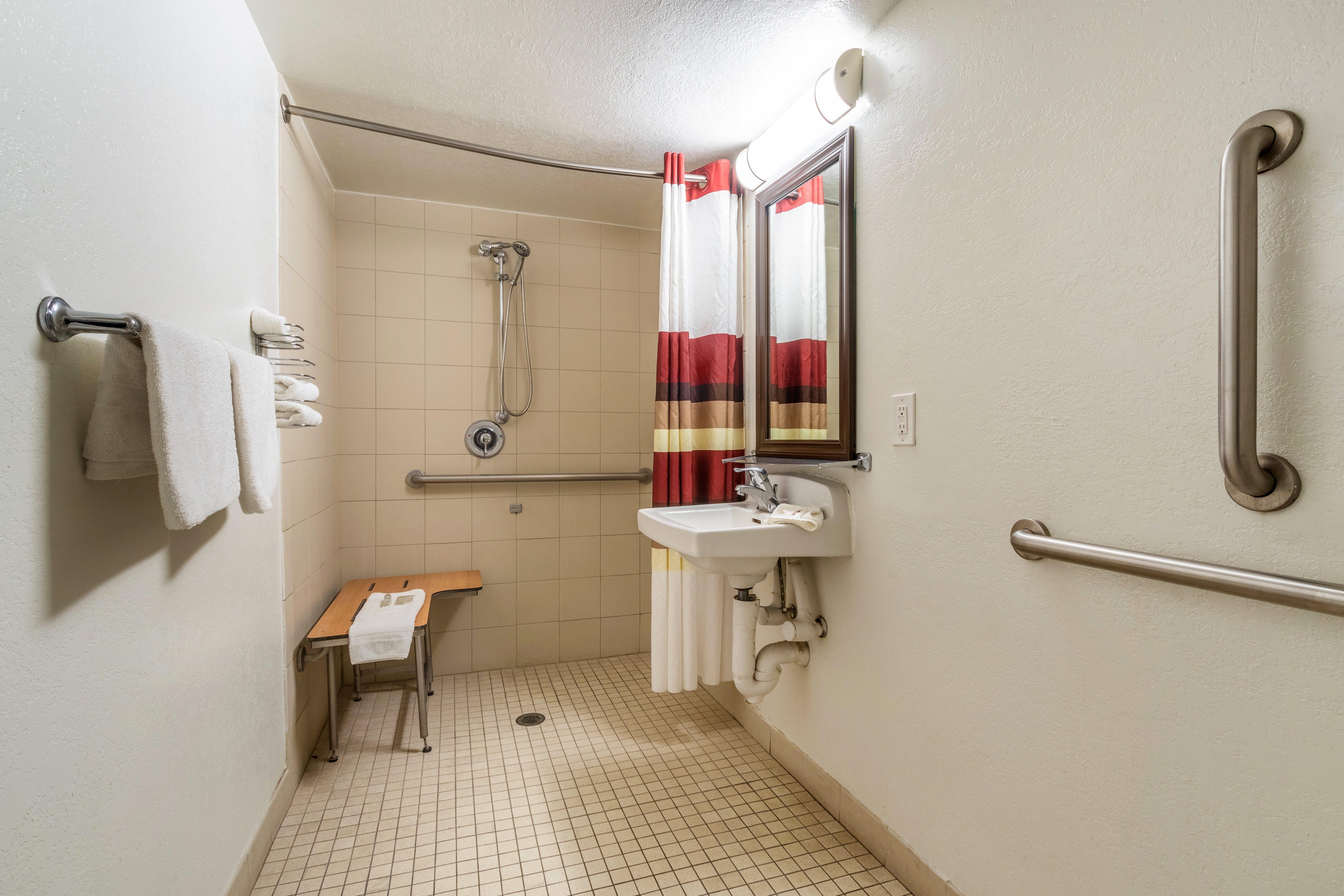 Red Roof Inn Phoenix- Midtown Bagian luar foto